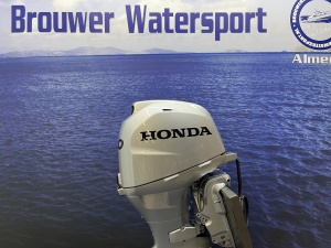 Honda 40 pk buitenboordmotor Showroom motor BF40 SRTU Nieuwe motor