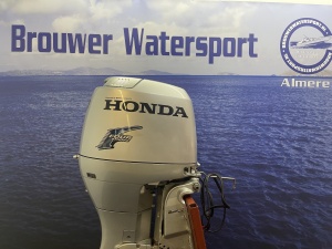 “Honda 90 pk Buitenboordmotor | Uitzonderlijk Mooi110 Uur” BF90 Langstaart