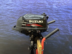 Suzuki 2.5 pk buitenboordmotor kortstaart