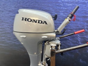 Honda 20 pk buitenboordmotor supermooie motor BF20 SHU KORTSTAART als nieuw