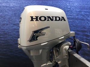 “ Honda 40 pk buitenboordmotor | Top staat | Powertrim “ Langstaart elektrische start gebruikt in zeer goede staan