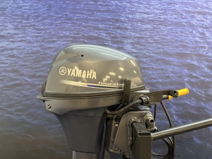 “Yamaha 9.9 pk | Buitenboordmotor | Nieuwstaat “ F9.9JEL | Langstaart | Elektrische start | Afstandsbediening