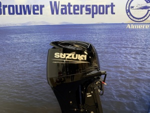 “ Suzuki 70 pk buitenboordmotor | 51 Vaar Uren slechts |” DF70 Suzuki Zo goed als nieuwe gebruikte jonge motor. DF90ATL