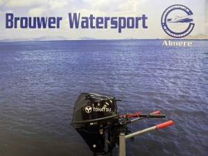 Tohatsu 6 / 8pk | Buitenboordmotor | Kortstaart | Nieuwstaat 2 cilinders kortstaart