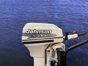 Johnson 15 pk “Johnson 15 | Unieke motor | Top staat | Licht gewicht”