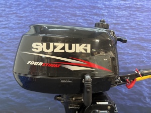 Suzuki 5 pk buitenboordmotor “Kortstaart | Nieuwstaat!! | Eerste eigenaar”