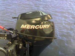 “8 pk Mercury | Langstaart | Knuppel | Zeer goede staat” Mercury 8 pk buitenboordmotor langstaart