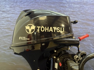 “ Tohatsu 9.9 pk injectie buitenboordmotor | Nieuwstaat “ MFS 9.9 EPL Langstaart reeds op 15 pk gezet.