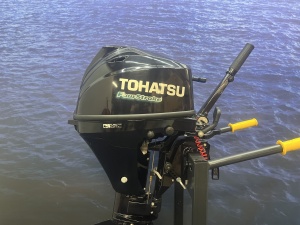 Tohatsu 9.8 buitenboordmotor Kort staart 4 takt 2 cilinder!!