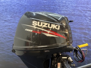 “Suzuki 30 pk| Buitenboordmotor | Nieuwstaat | 1e eigenaar!! Suzuki DF25AS (30) pk buitenboordmotor
