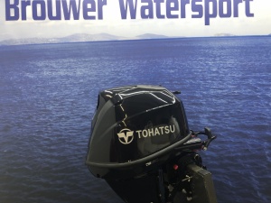 Tohatsu 30 pk buitenboordmotor in nieuw staat Langstaart motor met powertrim