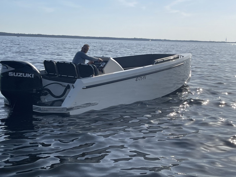 Bronson 25 Bullit Tender Yacht by Steeler