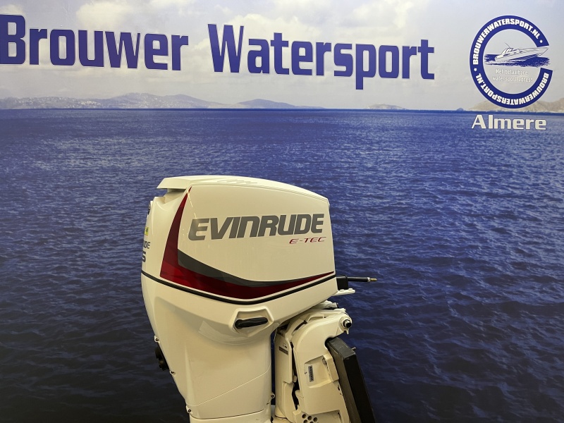 “ Evinrude 75 pk buitenboordmotor | NIEUWSTAAT “ Zo goed als nieuwe motor nauwelijks gebruikt
