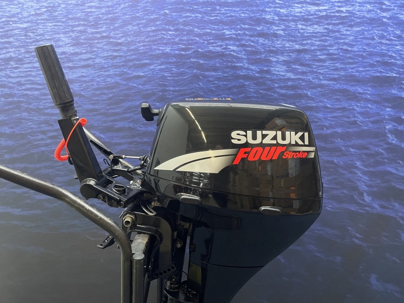 Suzuki 9.9 pk buitenboordmotor Langstaart