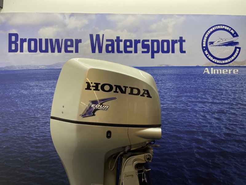 Honda 135 pk injection Langstaart elektrische start trim