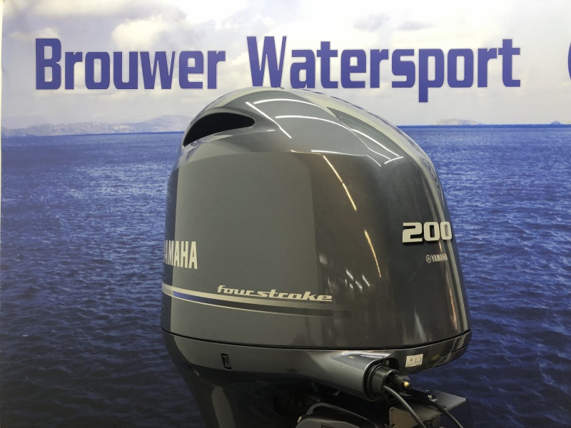 Yamaha 200 pk buitenboordmotor Nieuwe motor!! F200FETL