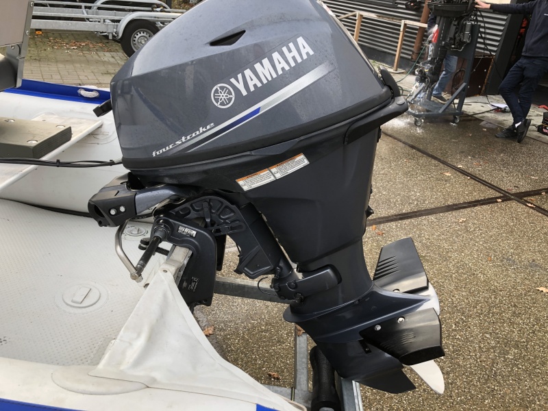 Yamaha 15 pk Kortstaart met afstand bediening