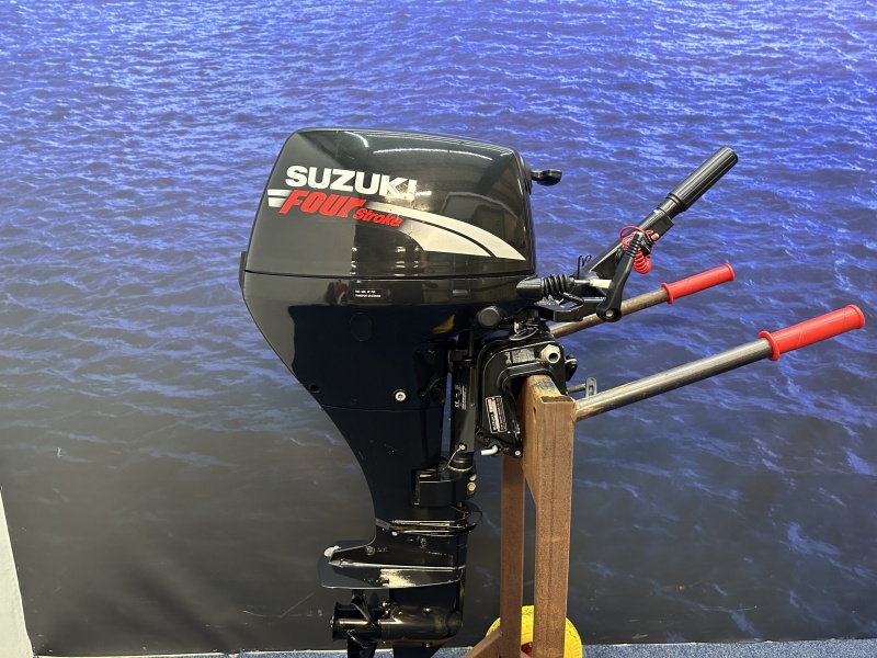 Suzuki 15 pk buitenboordmotor Kortstaart gebruikte mooie motor
