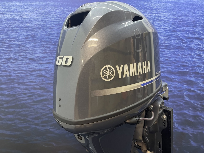Yamaha 60 pk buitenboordmotor zo goed als nieuw F60 FETL