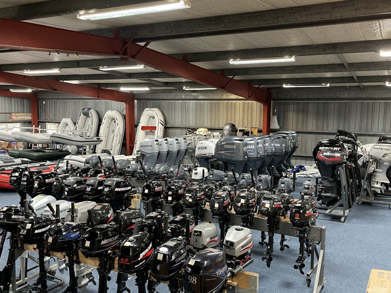 Suzuki 40 pk  buitenboordmotor langstaart el start powertrim knuppelbesturing