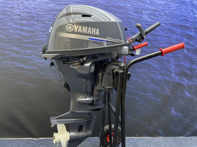 Buitenboord motor Yamaha 20 Nieuw model met injectie en trolling functie