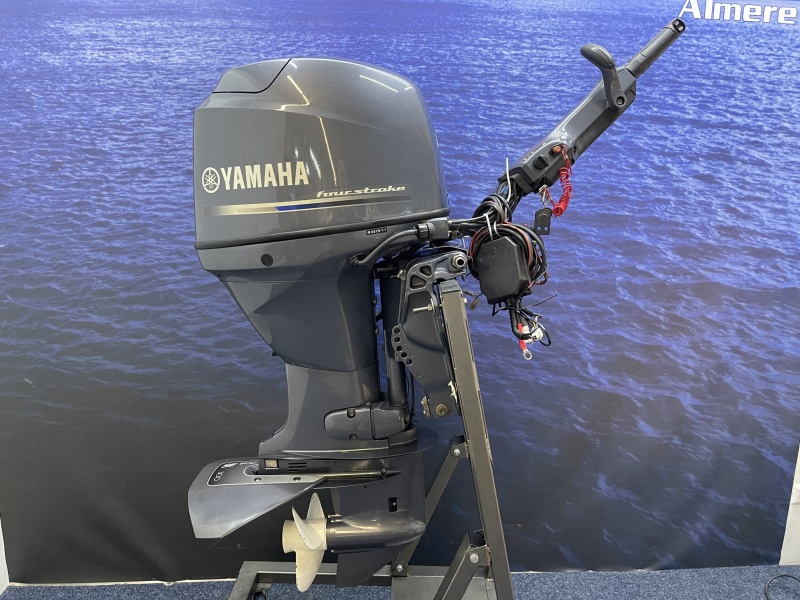 Yamaha 60 pk buitenboordmotor F60 CETL met big tiller