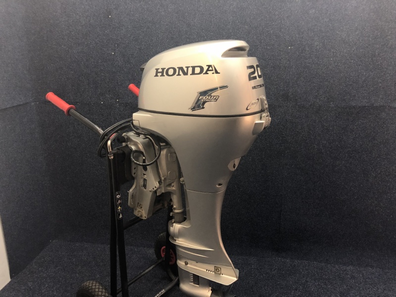 Honda 20 pk langstaart afstandbediend elektrisch gestart powertilt