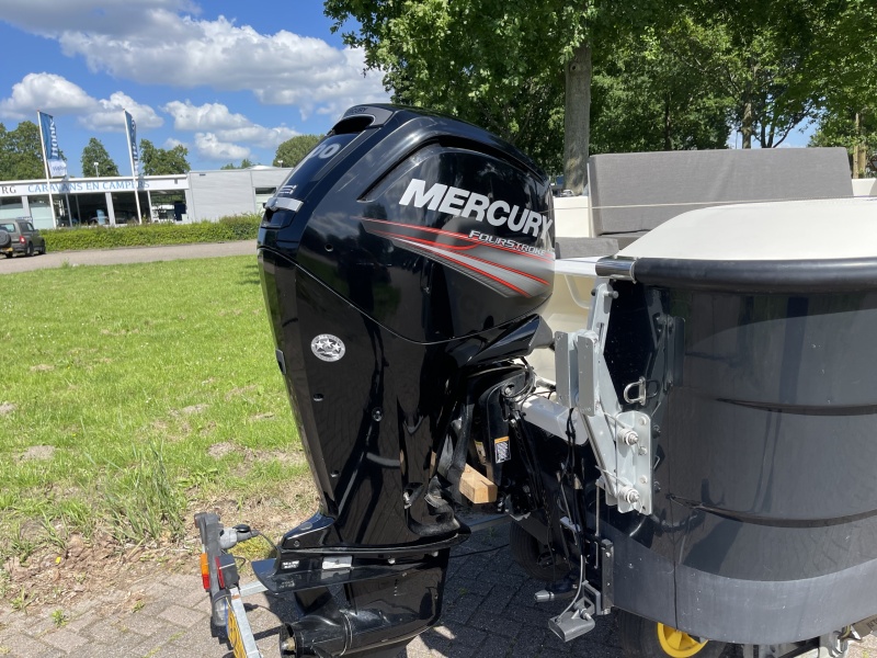Smartliner 21 Visboot / Sloep Mercury 100 pk buitenboordmotor