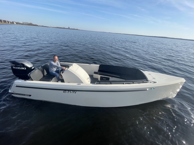 Bronson 25 Bullit Tender Yacht by Steeler