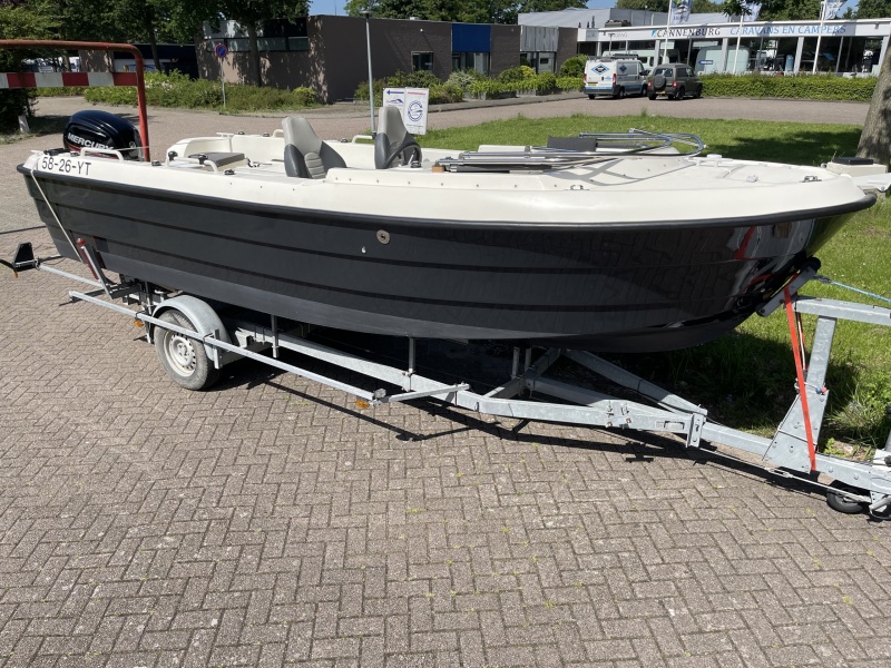 Smartliner 21 Visboot / Sloep Mercury 100 pk buitenboordmotor