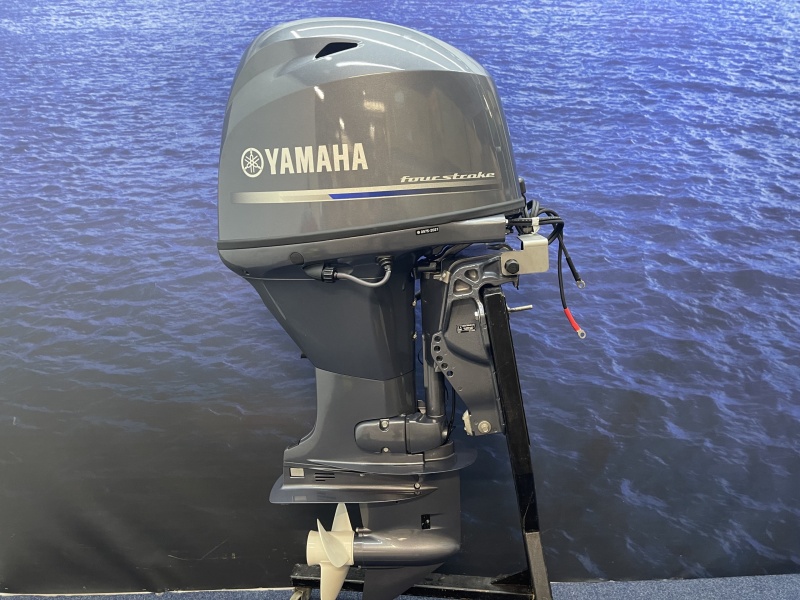 Yamaha 60 pk buitenboordmotor zo goed als nieuw F60 FETL