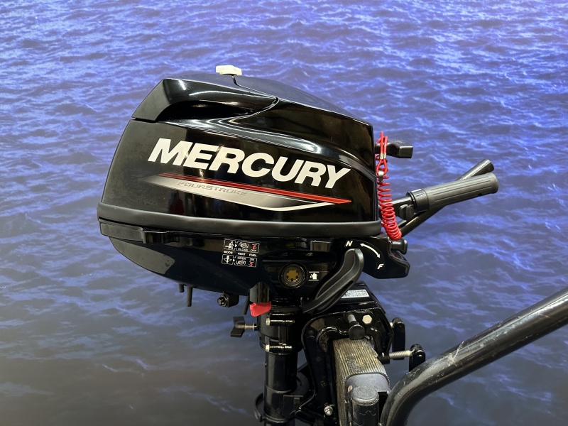 Mercury 2.5 buitenboordmotor Kortstaart