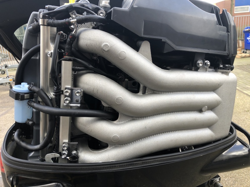 Suzuki buitenboordmotor DF140 Nieuwe model