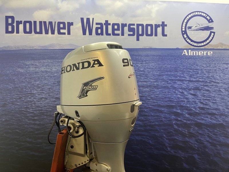 “Honda 90 pk Buitenboordmotor | Uitzonderlijk Mooi110 Uur” BF90 Langstaart
