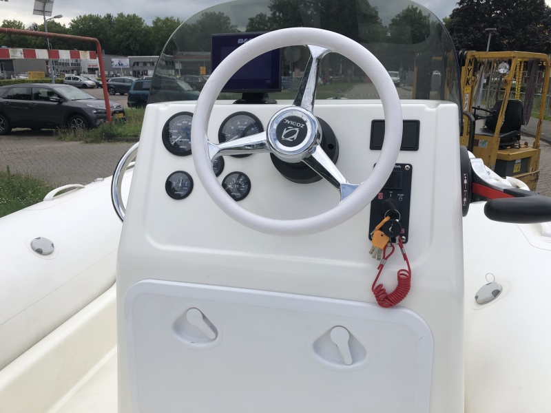 Zodiac Medline 500 60 pk Honda nieuwstaat
