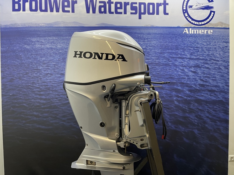 “Honda 60 pk buitenboordmotor | Nieuwstaat “ BF60 LRTU
