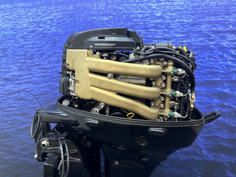 Suzuki 40 pk  buitenboordmotor langstaart el start powertrim