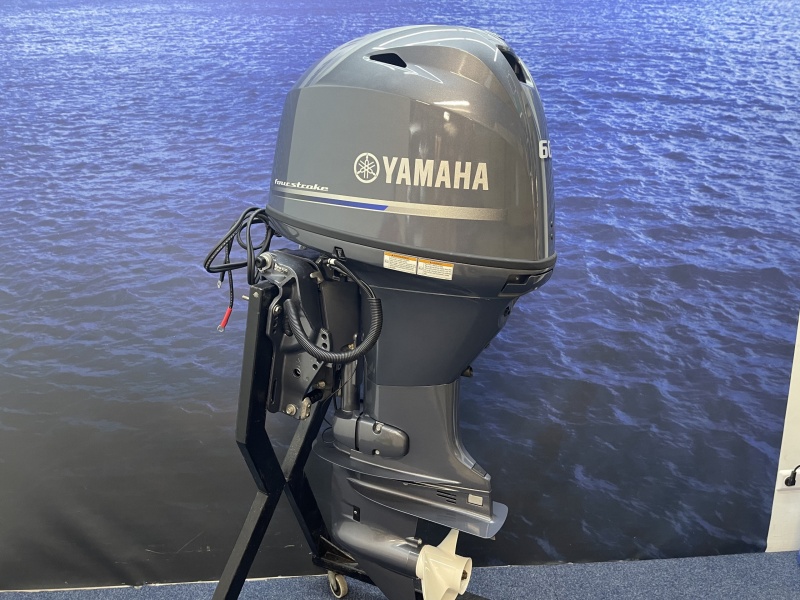 Yamaha 60 pk buitenboordmotor zo goed als nieuw F60 FETL