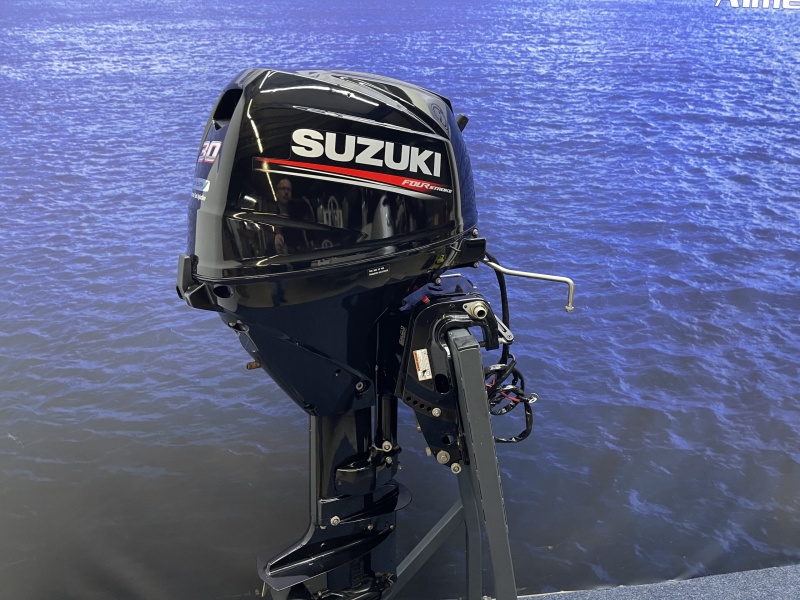 Suzuki 30  buitenboordmotor langstaart elektrische start powertrim