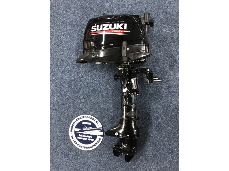 Suzuki Buitenboordmotor 6 pk Nieuw de laatste stuks  € 1299,- DF6