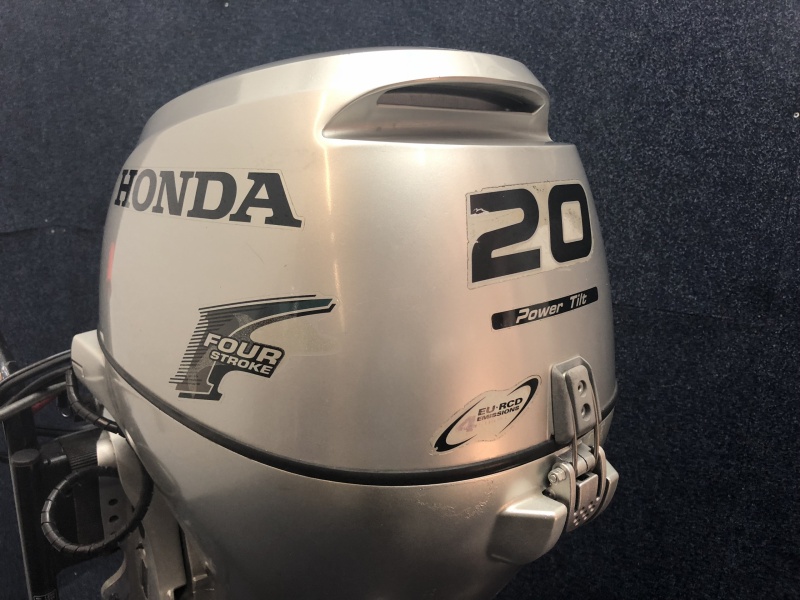 Honda 20 pk langstaart afstandbediend elektrisch gestart powertilt