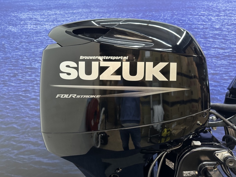Suzuki 40 pk buitenboordmotor langstaart el start powertrim knuppelbesturing