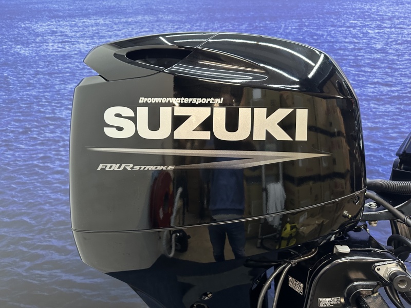 Suzuki 40 pk  buitenboordmotor langstaart el start powertrim knuppelbesturing