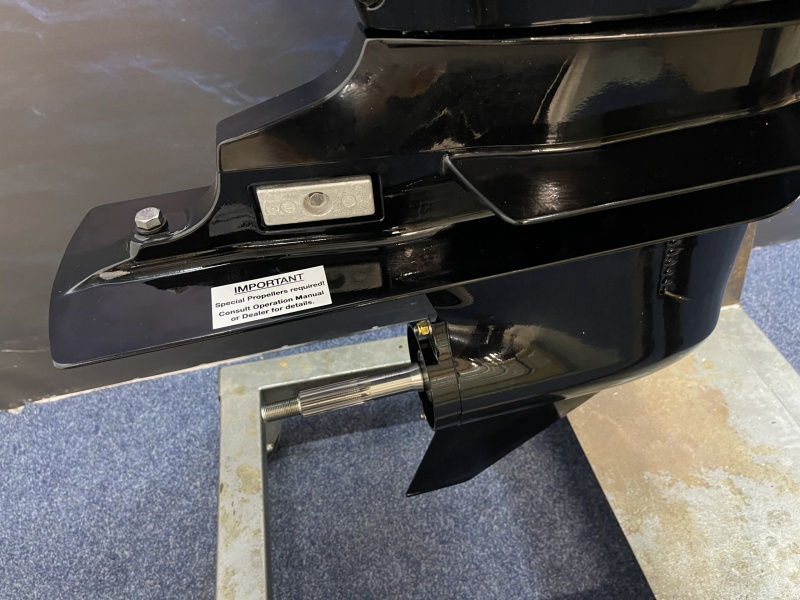 Mercury 60 pk Command Thrust NIEUW! F60 ELPT Command Thrust