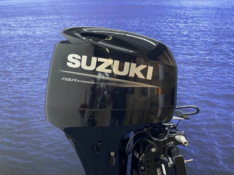 “ Suzuki 60 pk buitenboordmotor | Bouwjaar 2025 | 15 Uren ! Langstaart elektrische start powertrim