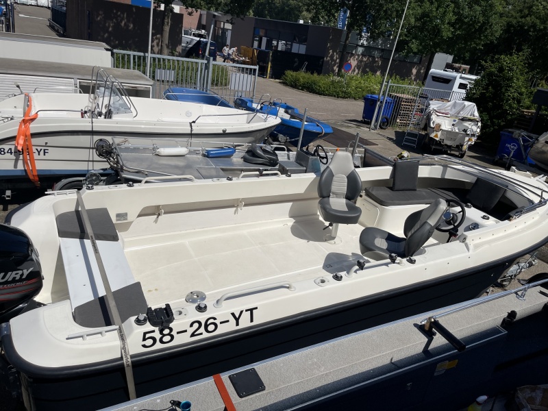 Smartliner 21 Visboot / Sloep Mercury 100 pk buitenboordmotor
