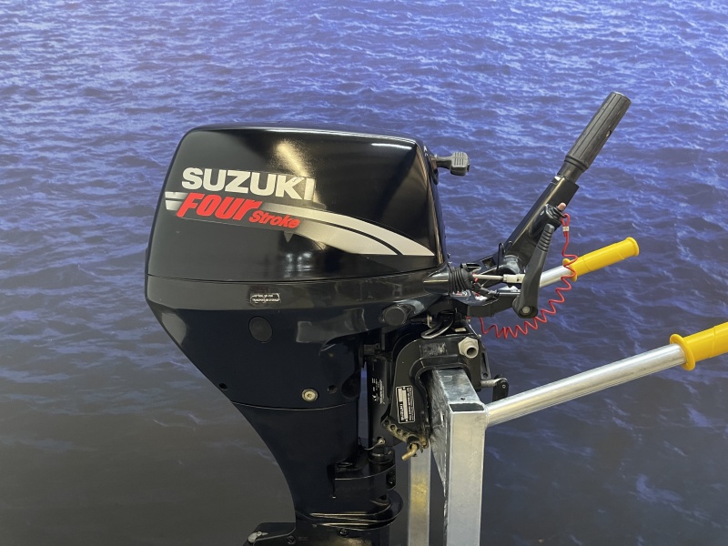 Suzuki 9.9 pk Kortstaart