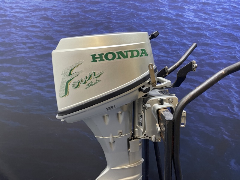 Honda 8pk  buitenboordmotor Kortstaart afstandsbediening