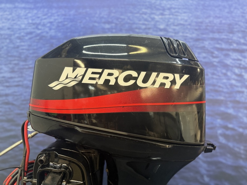 Mercury 40 pk | PowerTrim | 1e eigenaar | Top staat 40PTO langstaart Elektrische start Powertrim Afstandsbediening