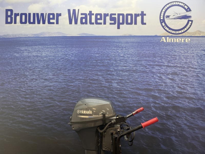 “Yamaha 8 pk | Buitenboordmotor | Langstaart | Nieuwstaat” F8FEL Langstaart Elektrische start Afstandsbediening